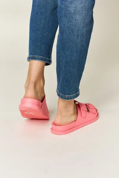 Coral Cove Buckle Sandals