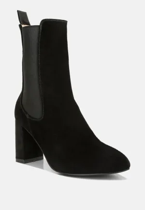 Gaven Suede High Ankle Chelsea Boots In Black