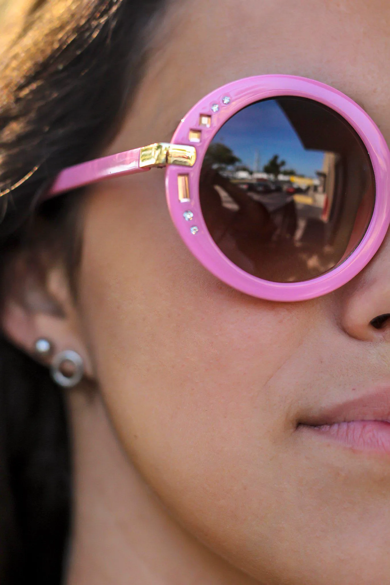 Pink Round Sunglasses with Gold Detail