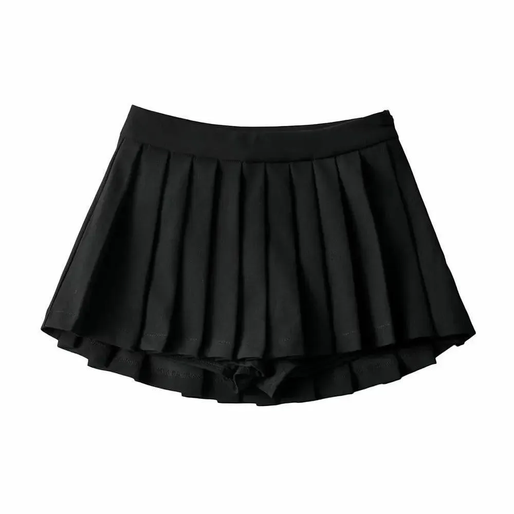 Vintage Pleated Mini Skirts: Stylish Korean Tennis Fashionista