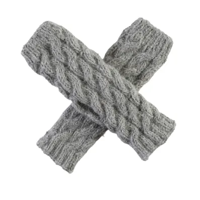 Wayra Cable Fingerless Gloves