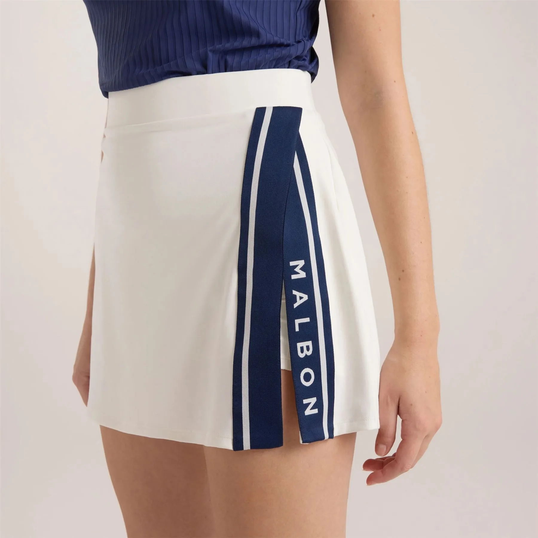 Womens Baseline Skirt White/Navy - AW24